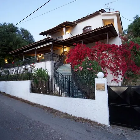 Fanendes Ferienhaus *